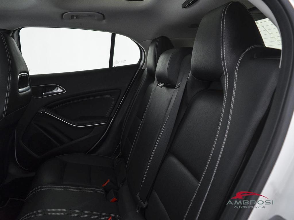 Mercedes GLA 200 d Sport auto