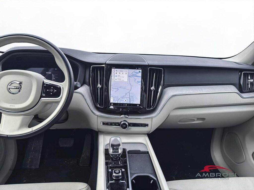 Volvo XC60 2.0 b4 Plus Dark awd auto