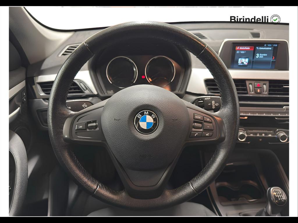 BMW X1 sdrive18i Advantage 136cv