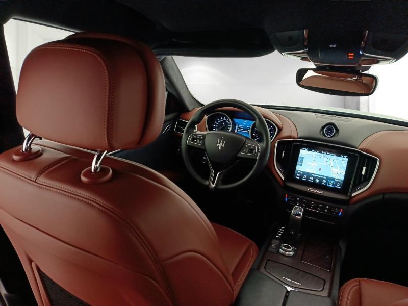 Maserati Ghibli 3.0 V6 bt Gransport Nerissimo 350cv auto my18