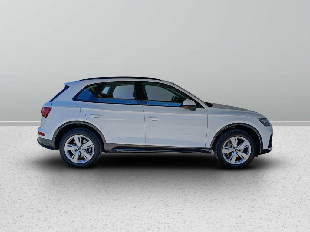 Audi Q5 35 2.0 tdi mhev Business Advanced s tronic