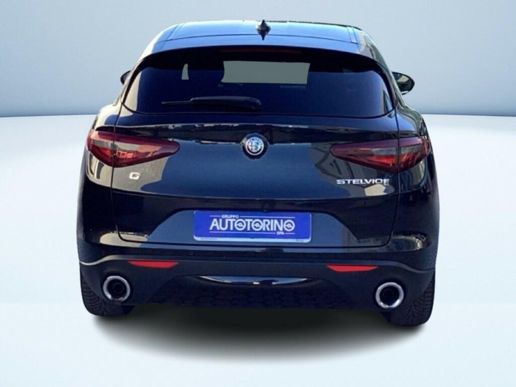 Alfa Romeo Stelvio 2.2 t Executive Q4 210cv auto my19