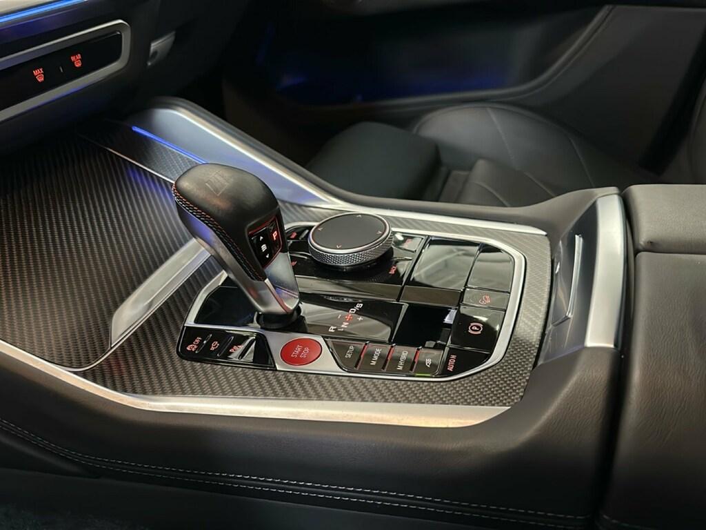 BMW XM 4.4 steptronic