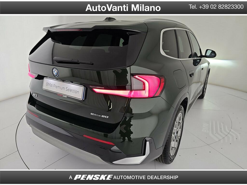 BMW iX1 edrive 20 X-Line