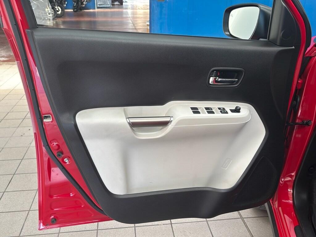 Suzuki Ignis 1.2h Top 2wd