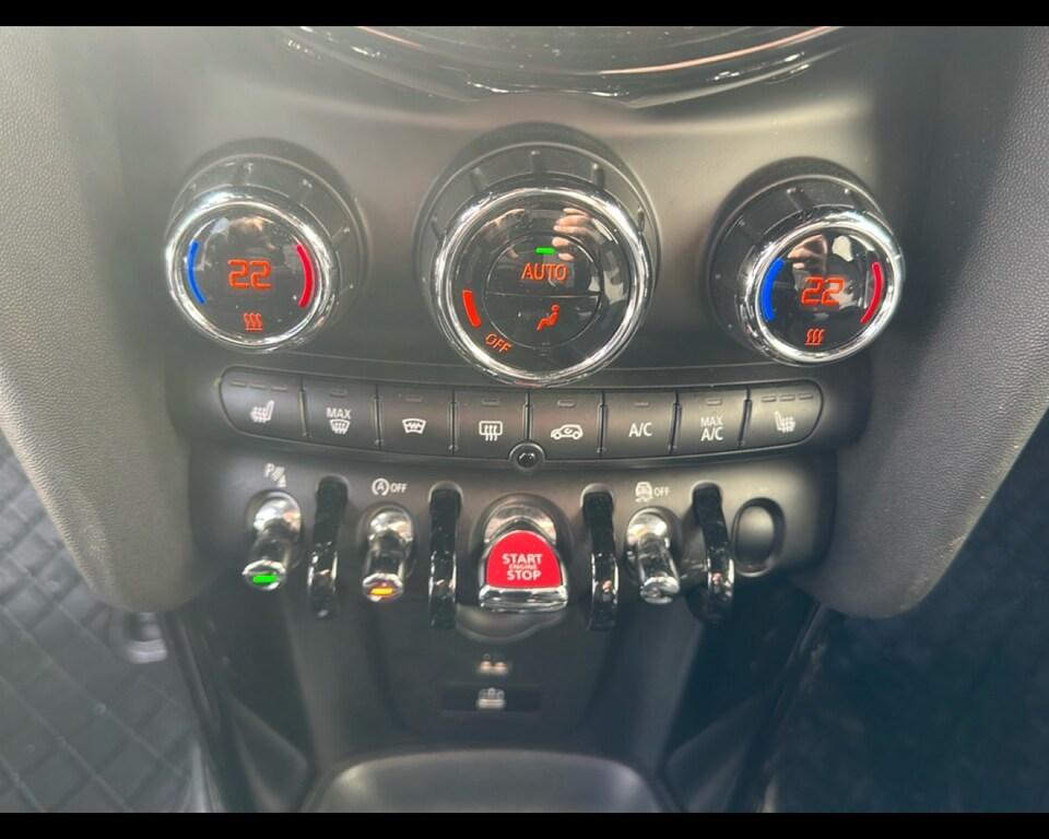 Mini Cooper 1.5 TwinPower Turbo Cooper Business DCT
