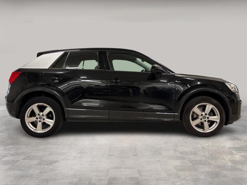 Audi Q2 30 1.6 tdi Identity Black s-tronic