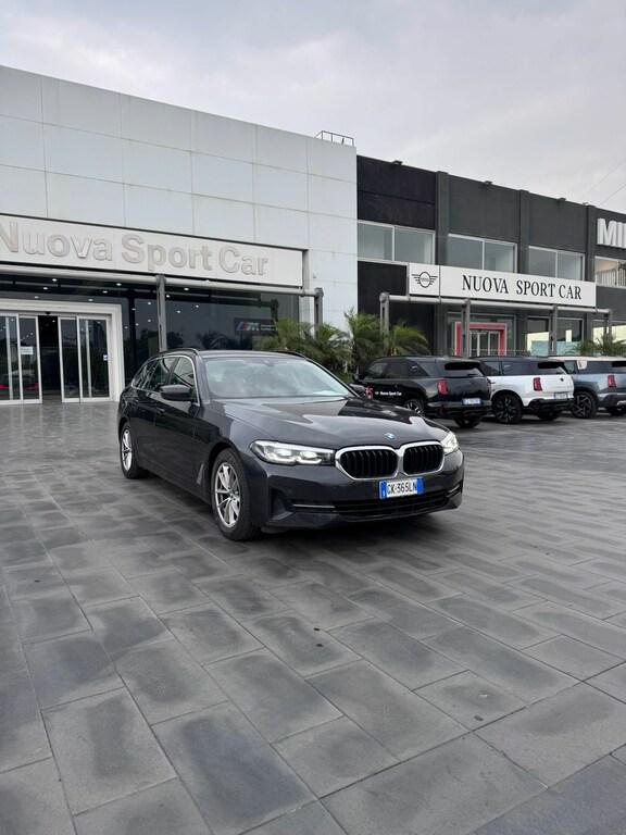 BMW Serie 5 520d Touring mhev 48V xdrive Business auto