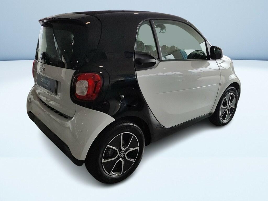 Smart fortwo eq Pure 22kW