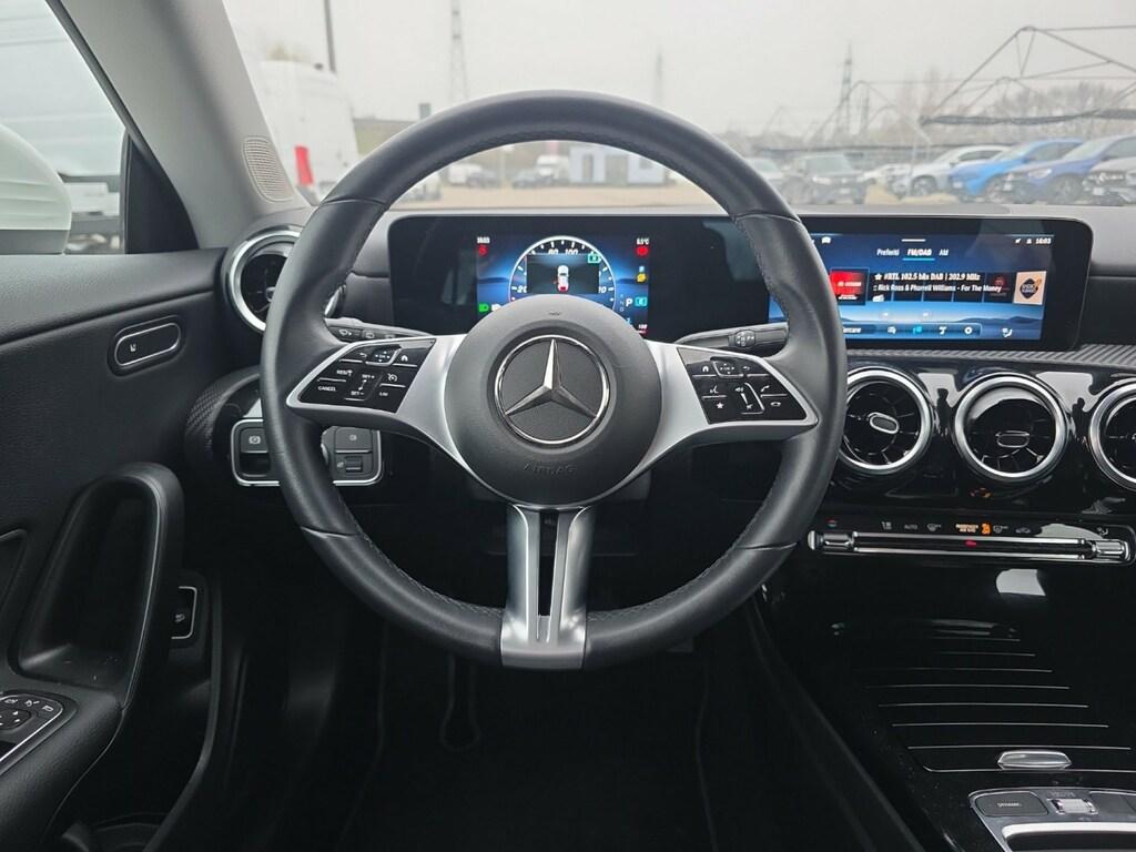 Mercedes CLA Shooting Brake 180 d Advanced auto