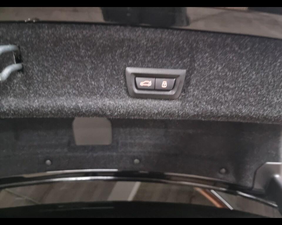 BMW Serie 3 320d mhev 48V xdrive M Sport Pro auto