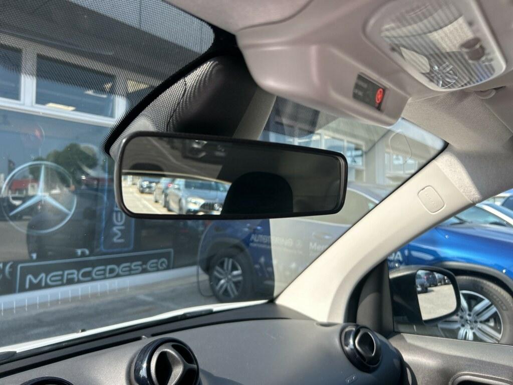 Smart fortwo eq Pure 22kW