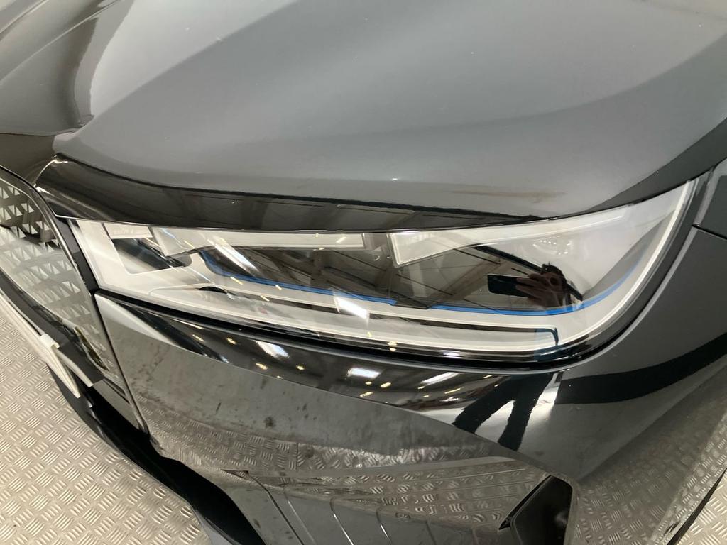 BMW iX xdrive50 pacchetto sportivo