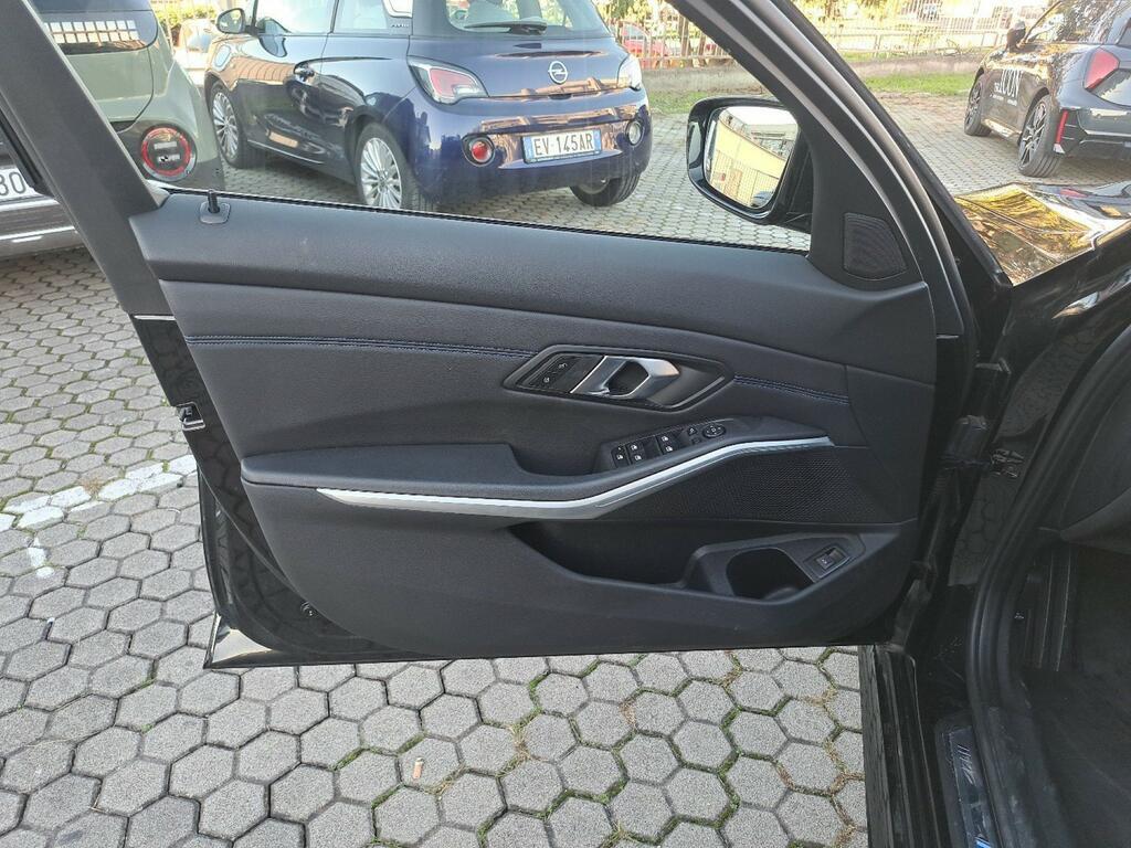 BMW Serie 3 320d Touring mhev 48V Msport xdrive auto