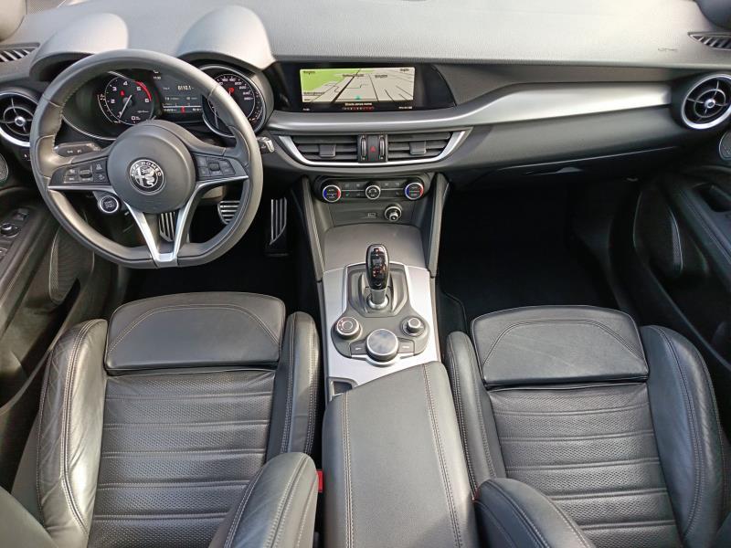 Alfa Romeo Stelvio 2.2 t Business Q4 210cv auto