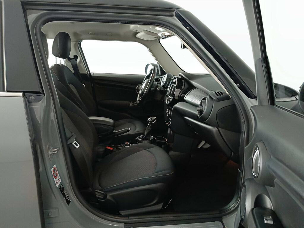 Mini Cooper D 1.5 D Cooper D Business Auto