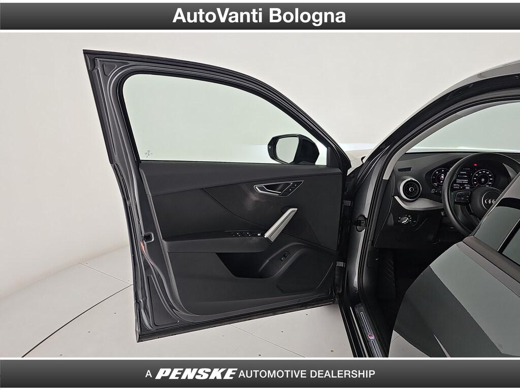 Audi Q2 30 2.0 tdi Identity Black s-tronic