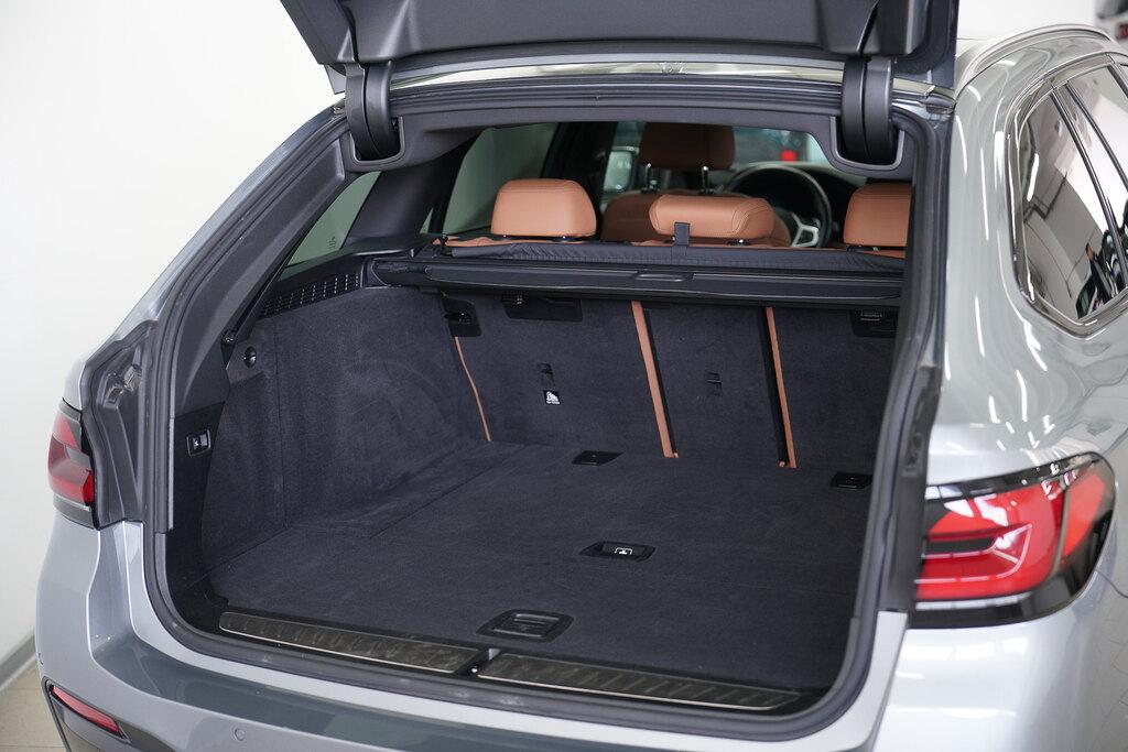 BMW Serie 5 530d Touring mhev 48V xdrive Msport auto