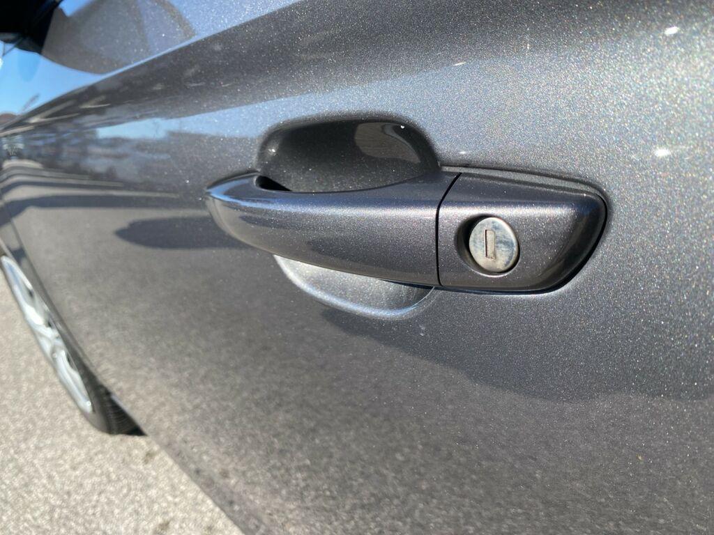 Opel Corsa 1.2 Edition 75cv