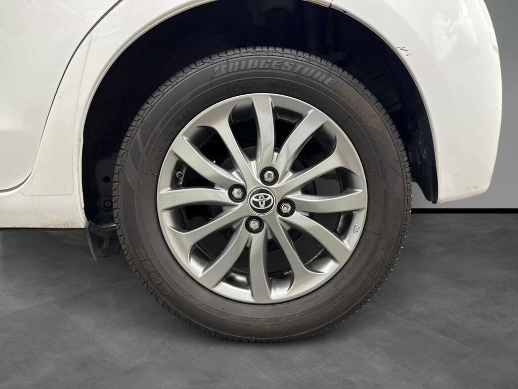 Toyota Yaris 1.4 d-4d Cool 5p E6