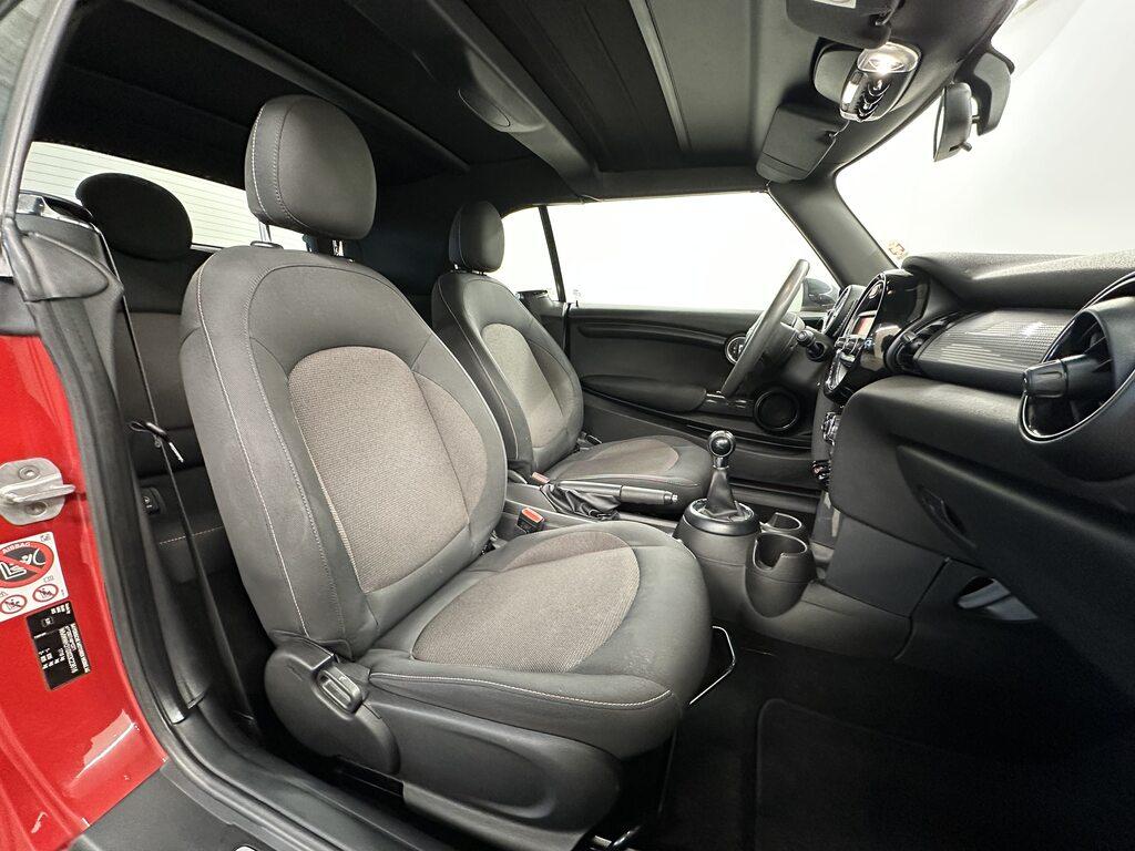 Mini Cooper D Cabrio 1.5 Cooper D