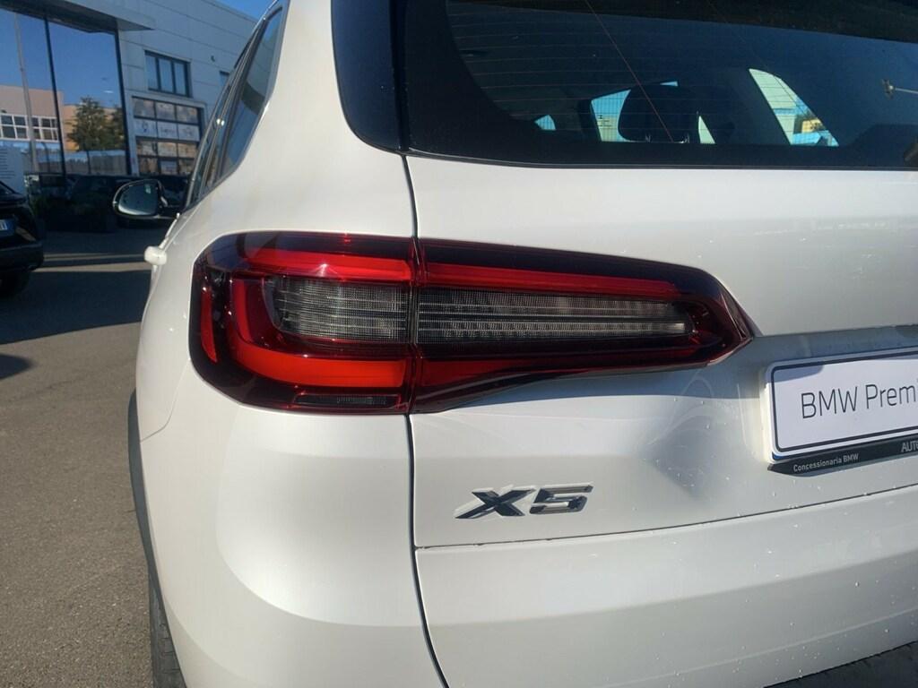 BMW X5 xdrive30d mhev 48V xLine auto