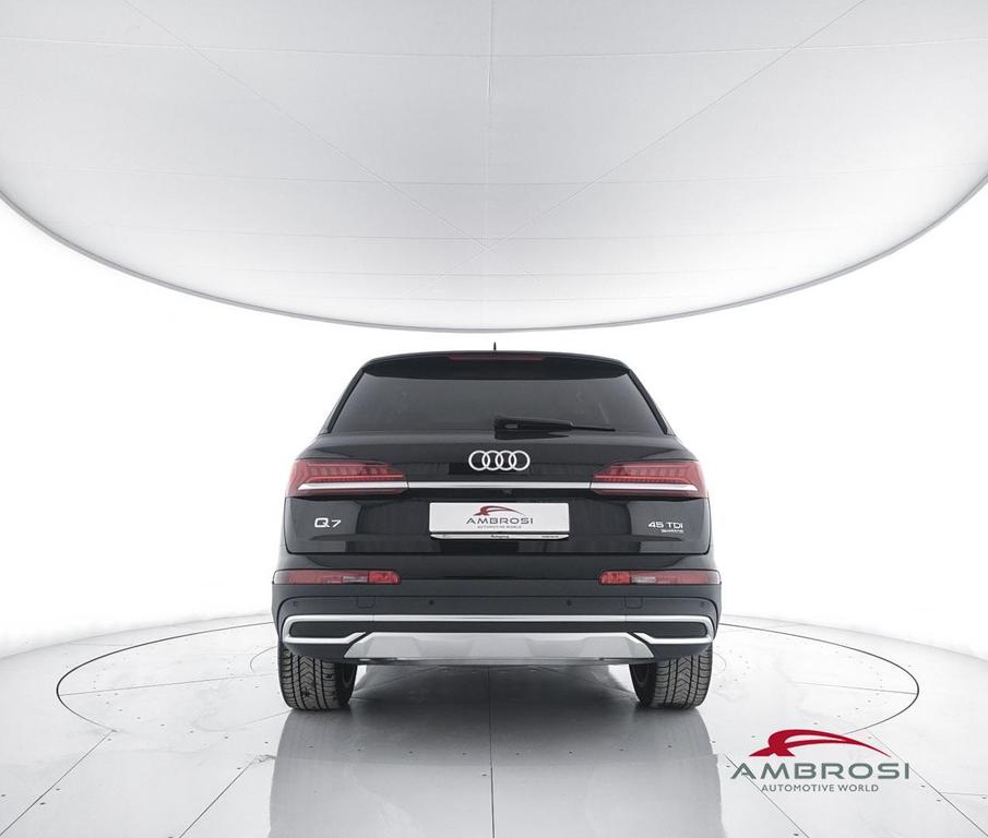 Audi Q7 45 3.0 tdi mhev Business quattro tiptronic