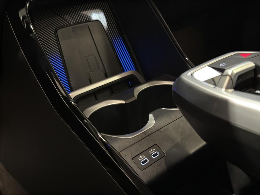 BMW iX1 edrive 20 Special Edition