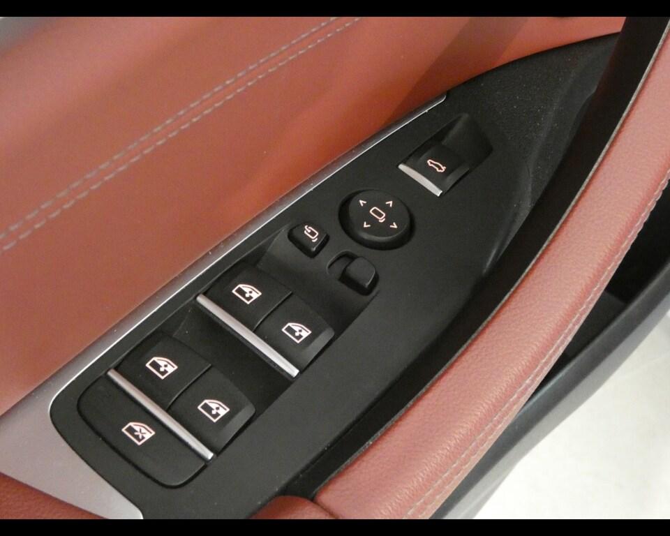BMW X4 M X4 xdrive M40i mhev 48V auto