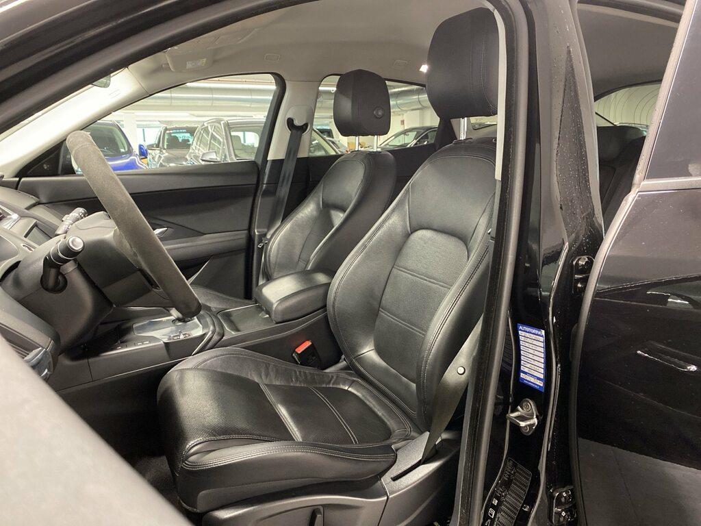 Jaguar E-Pace 2.0d i4 awd 180cv auto my19