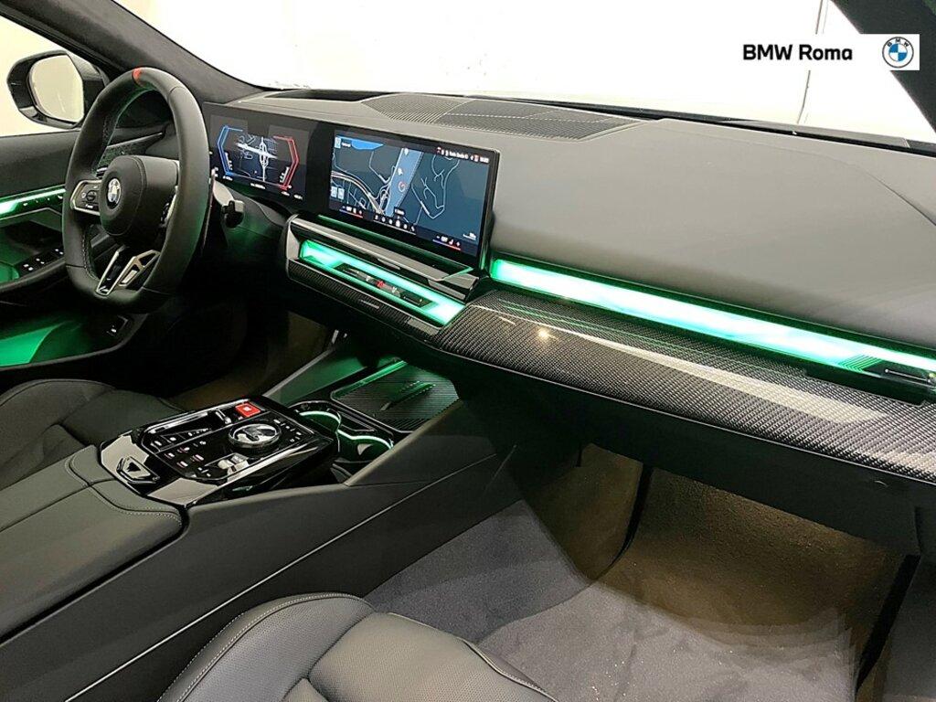 BMW M5 4.4 727cv auto