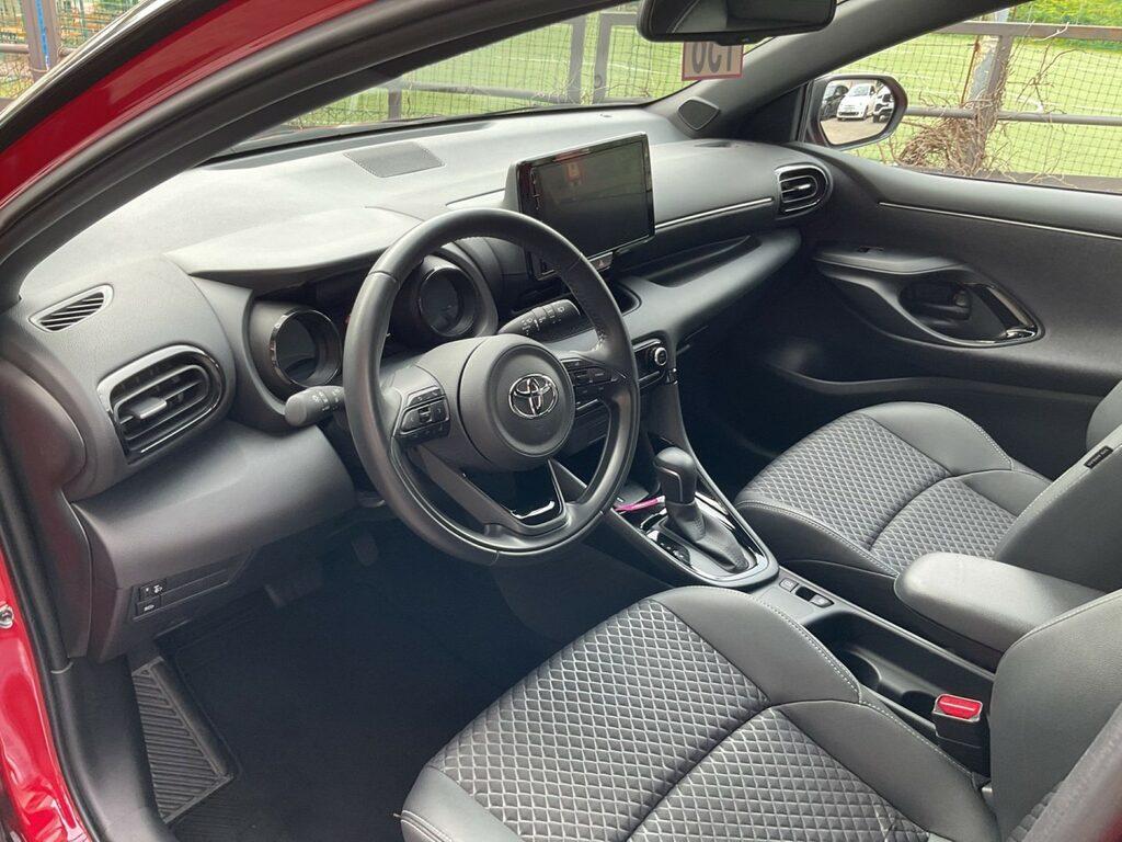 Toyota Yaris 1.5h Style