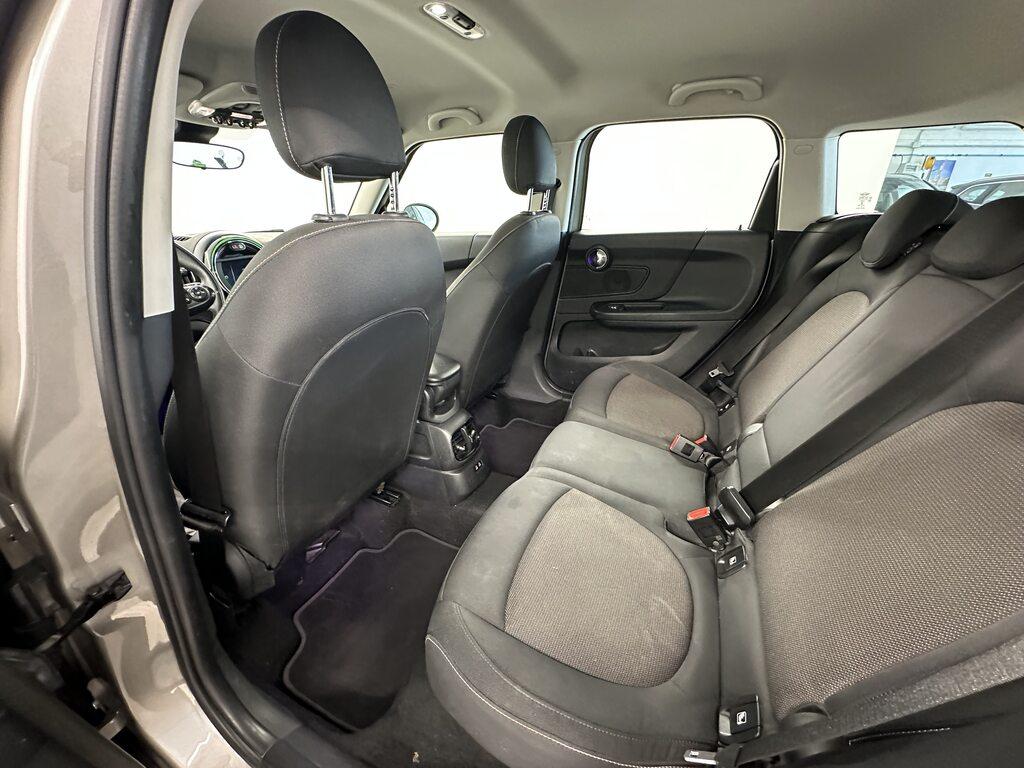 Mini Cooper 1.5 Baker Street