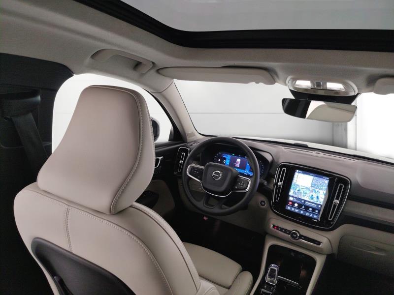 Volvo XC40 2.0 b4 Ultimate Dark awd auto