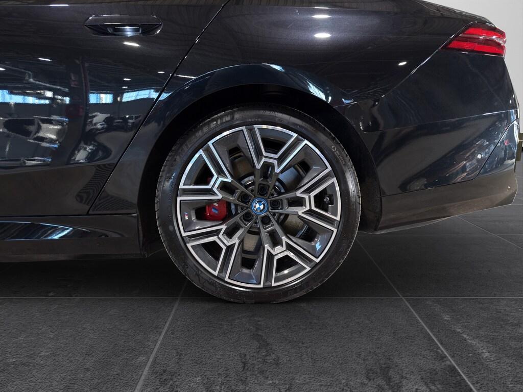 BMW i5 M i5 M60 M Sport Pro