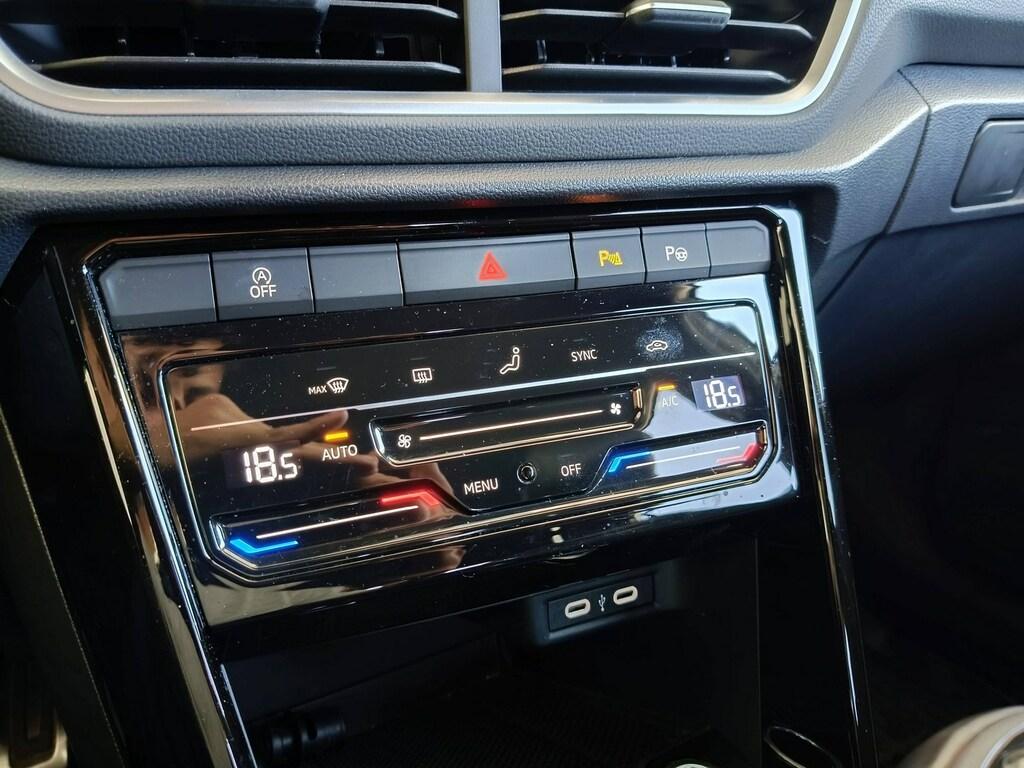Volkswagen T-Roc 2.0 tdi scr R-Line 115cv