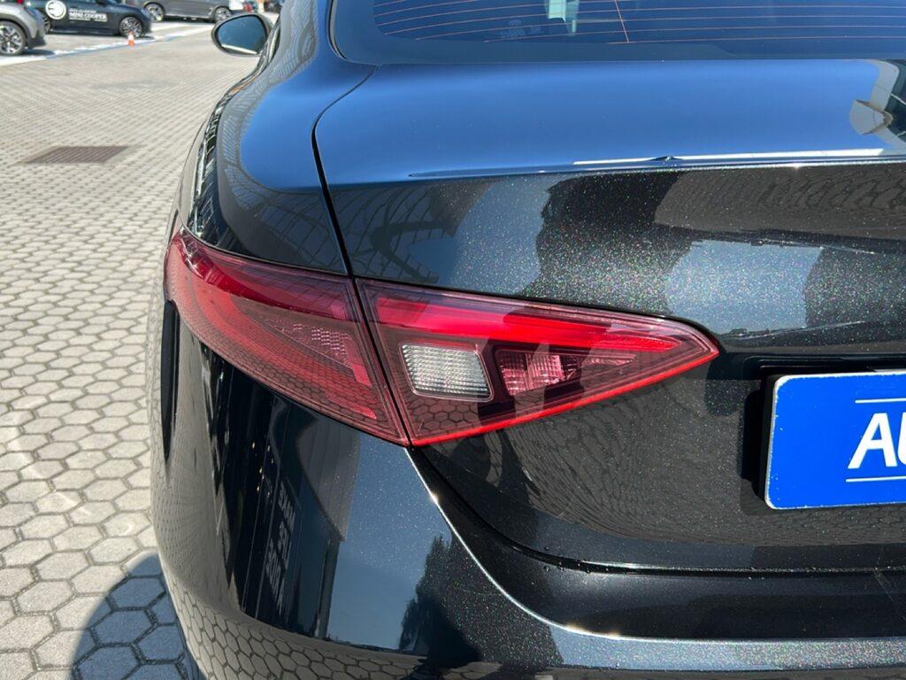 Alfa Romeo Giulia 2.2 t Super 150cv auto