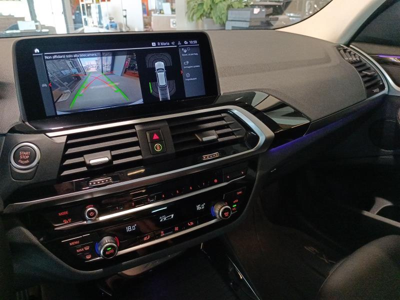 BMW X3 xdrive20d mhev 48V xLine auto
