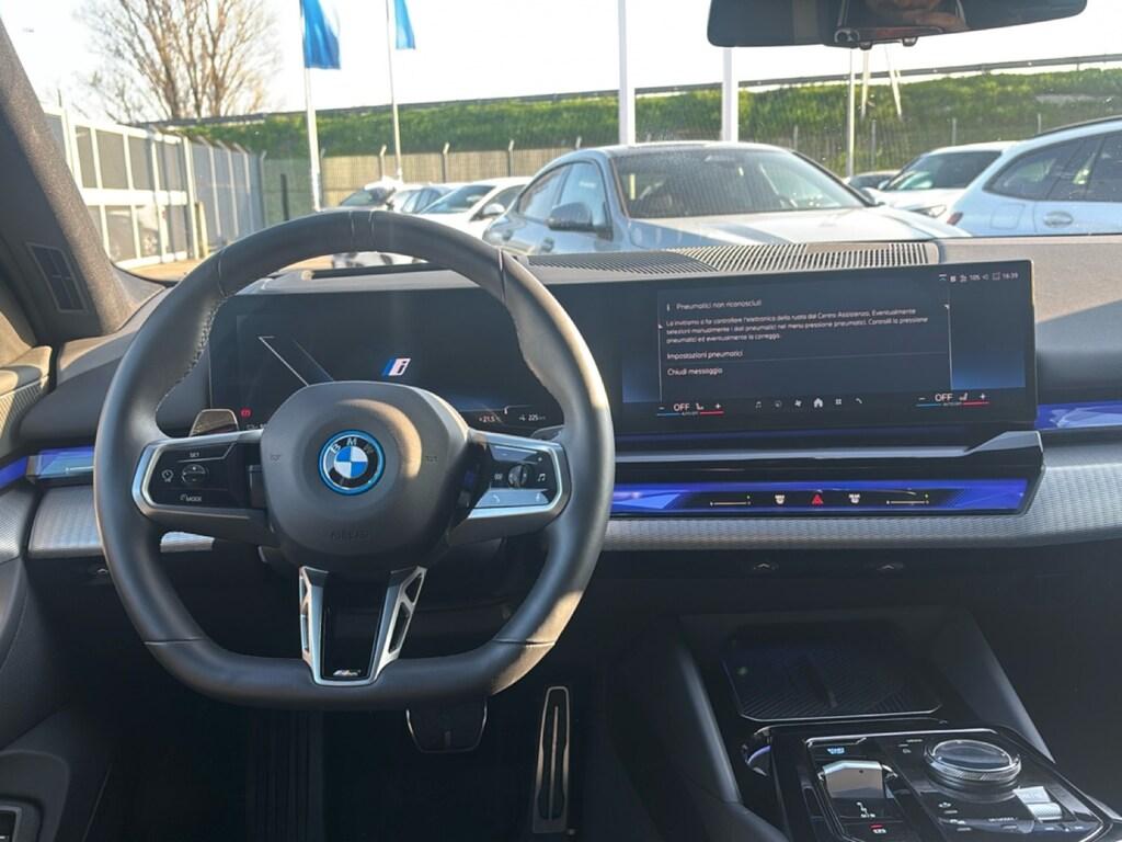 BMW i5 xdrive40 M Sport Pro