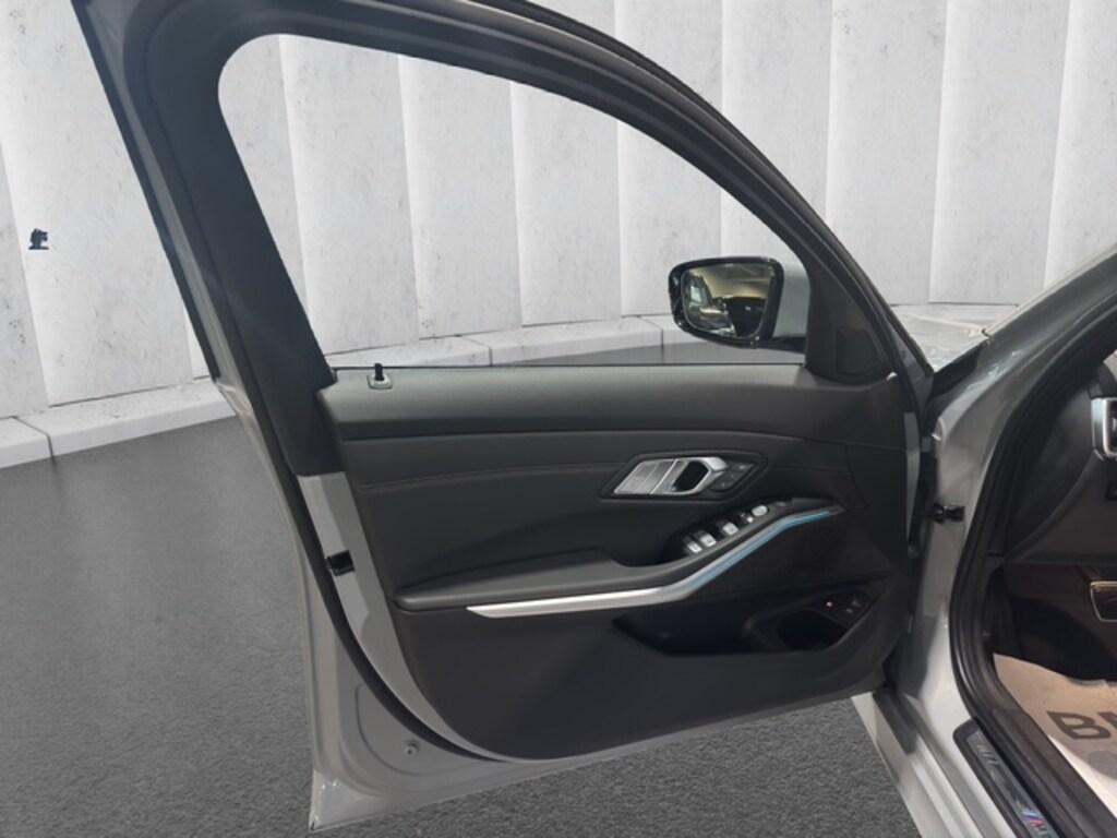 BMW Serie 3 330e Touring Msport xdrive auto