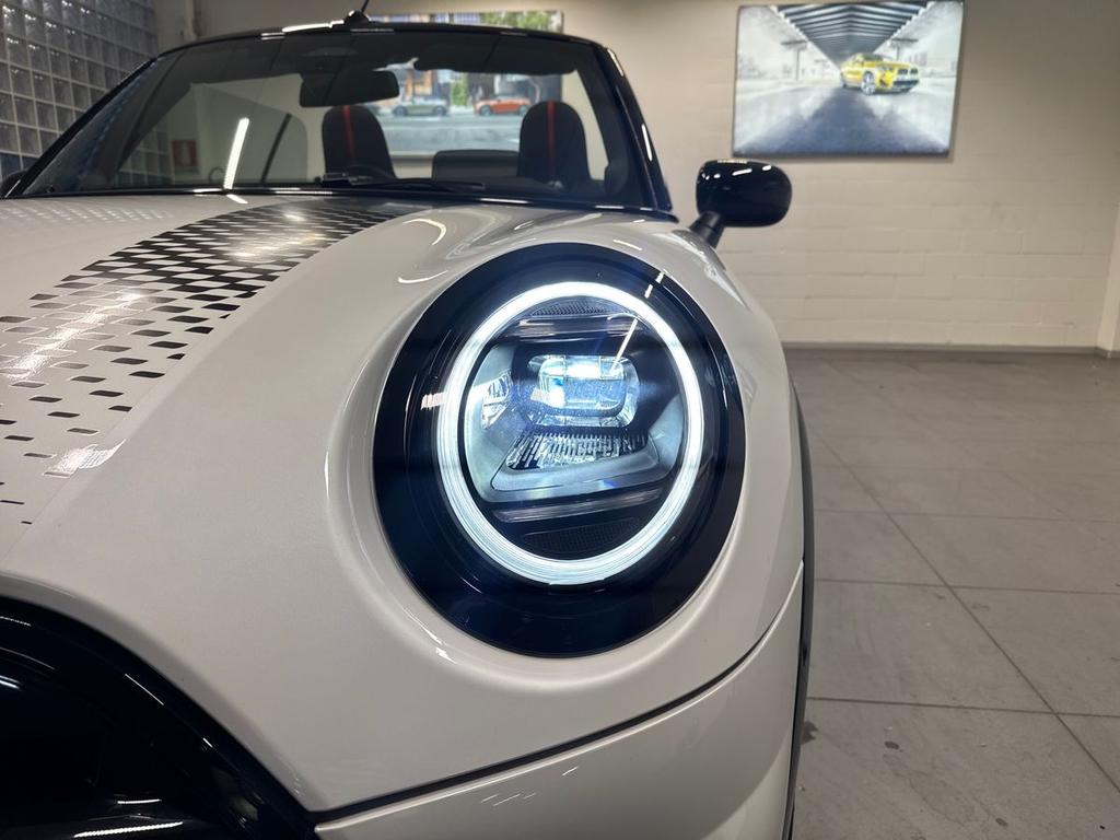 Mini Mini Cooper Cabrio 2.0 C JCW auto