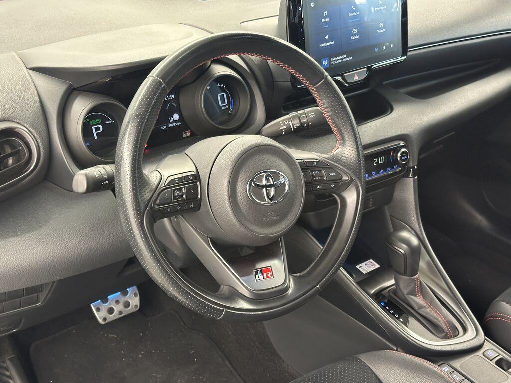 Toyota Yaris 1.5h GR Sport