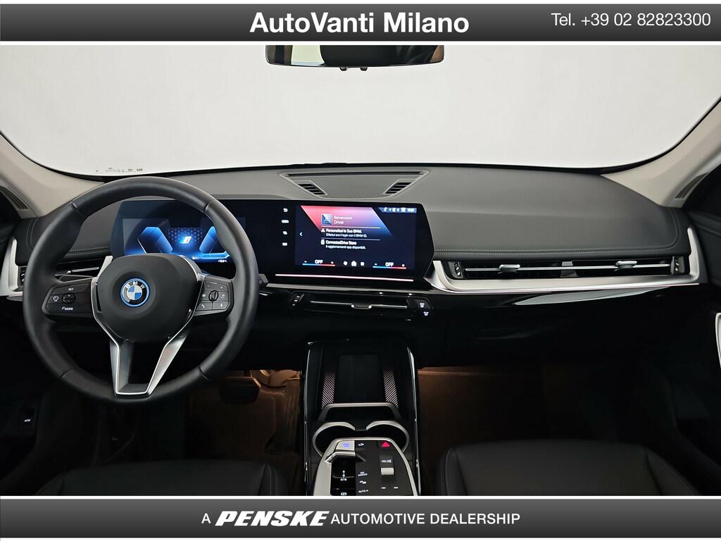 BMW iX1 edrive 20 X-Line