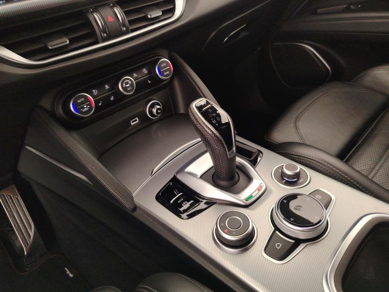 Alfa Romeo Stelvio 2.2 t Veloce Q4 210cv auto