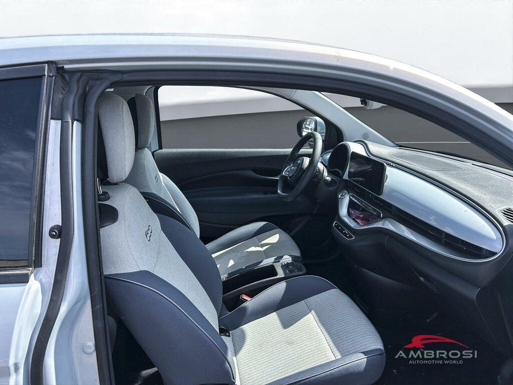 Fiat 500 e 3+1 Icon