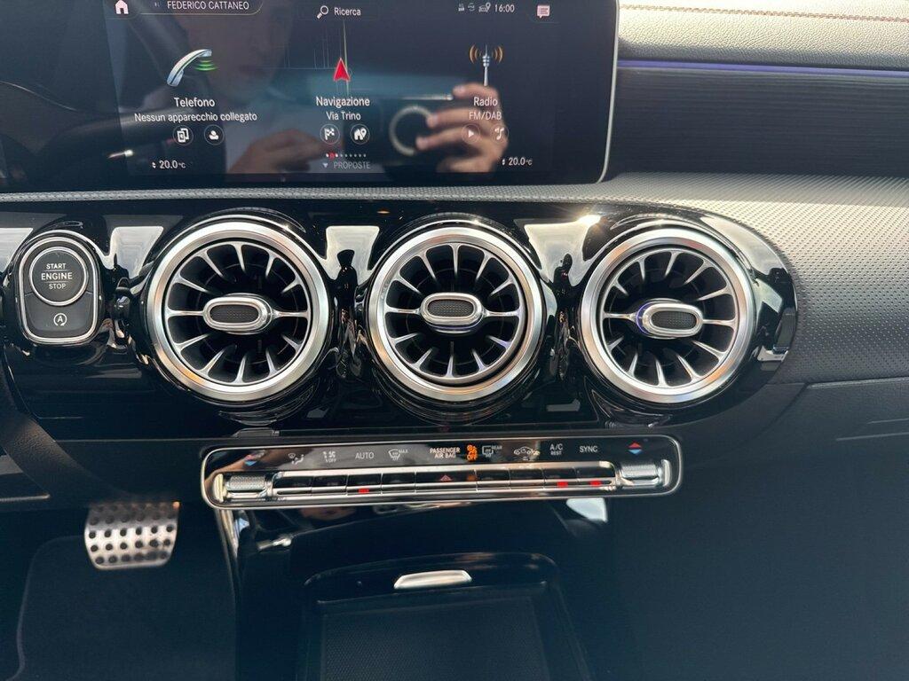 Mercedes CLA Shooting Brake 200 Premium auto