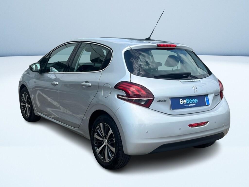 Peugeot 208 1.2 puretech Allure 82cv 5p