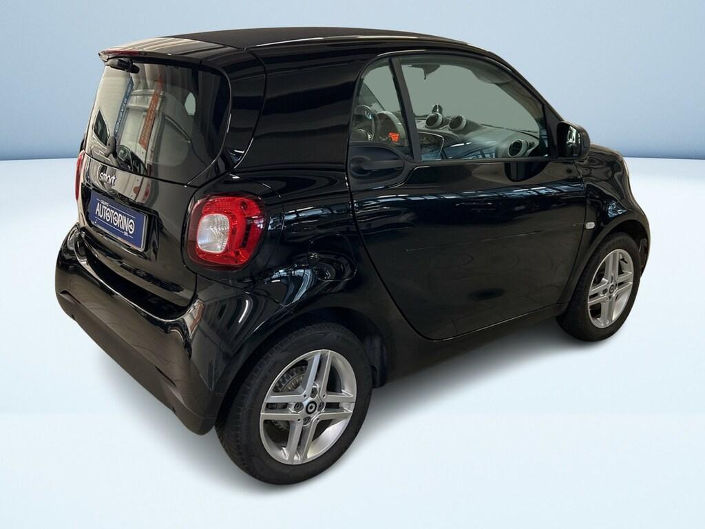 Smart fortwo eq Pure 22kW