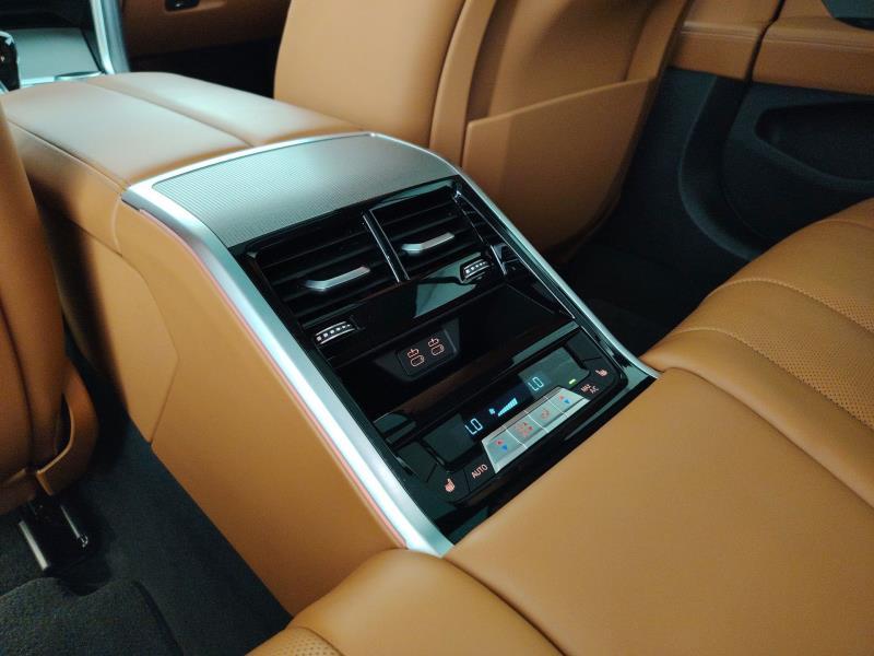 BMW Serie 8 840d Gran Coupe mhev 48V xdrive Individual Composition  auto