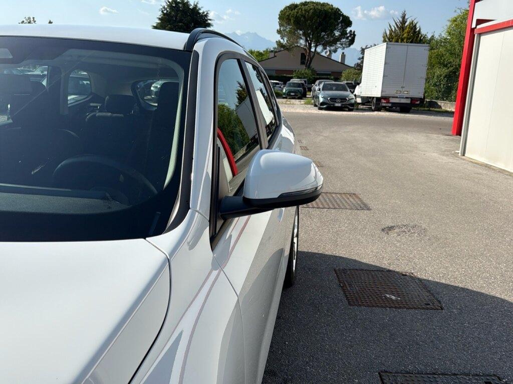 BMW X1 sdrive20i mhev 48V auto